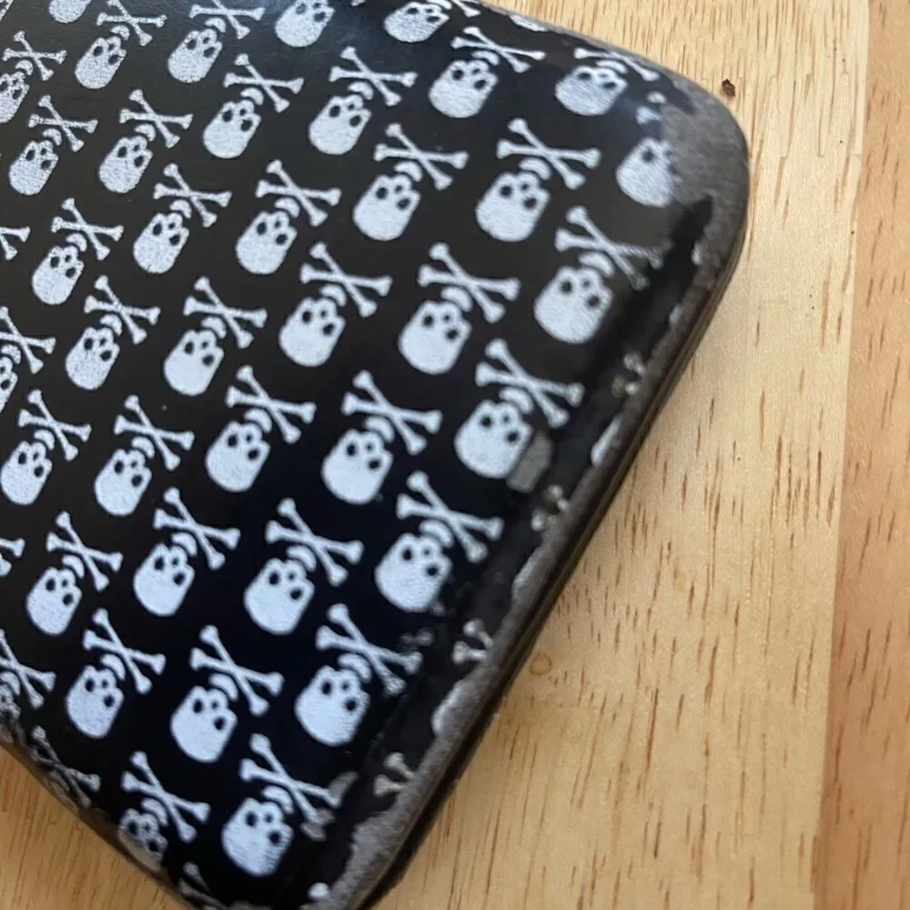 Cute Skull and Cross Bones Wallet